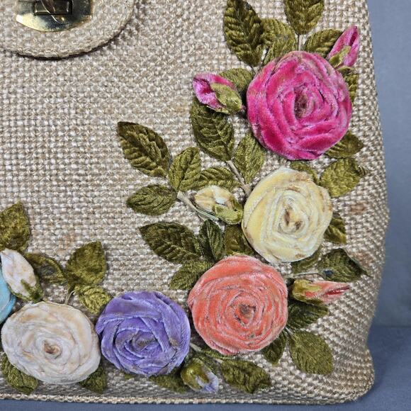 Vintage Handmade Tote Bag Velvet Flowers Woven Straw Look Purse Acrylic Handles - Picture 4 of 12